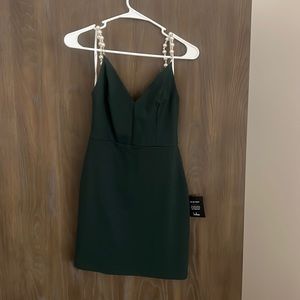 Lulus formal Hunter green with pearl detail dress small